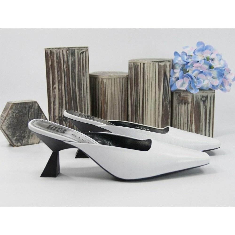 Givenchy White Lambskin 70MM Lookbook Mules 40